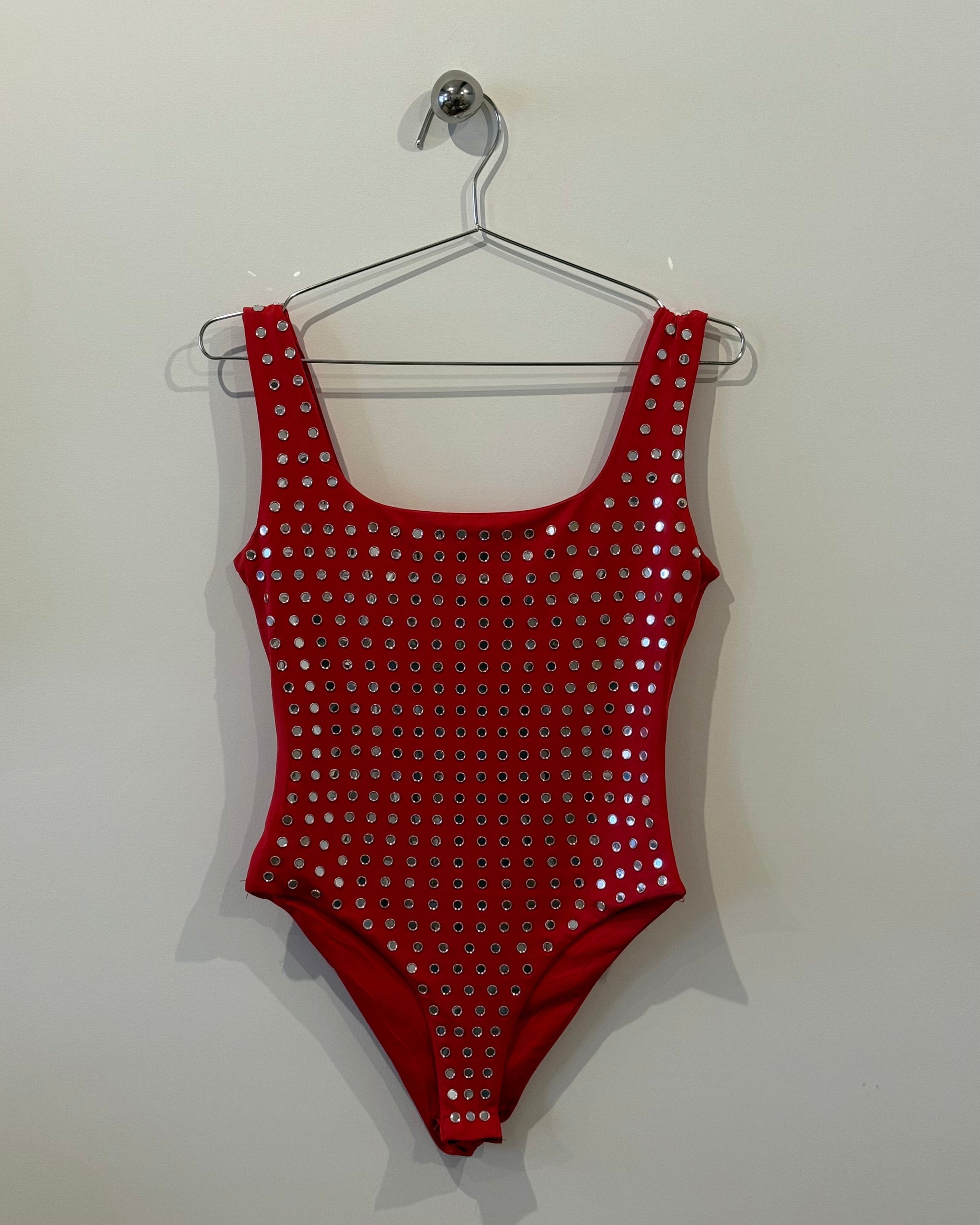 Betty body red