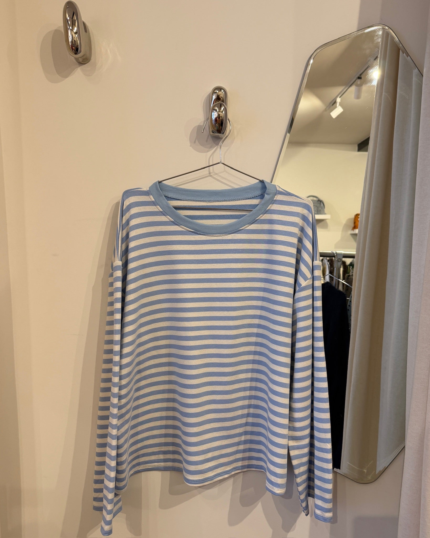 Logan longsleeve light blue