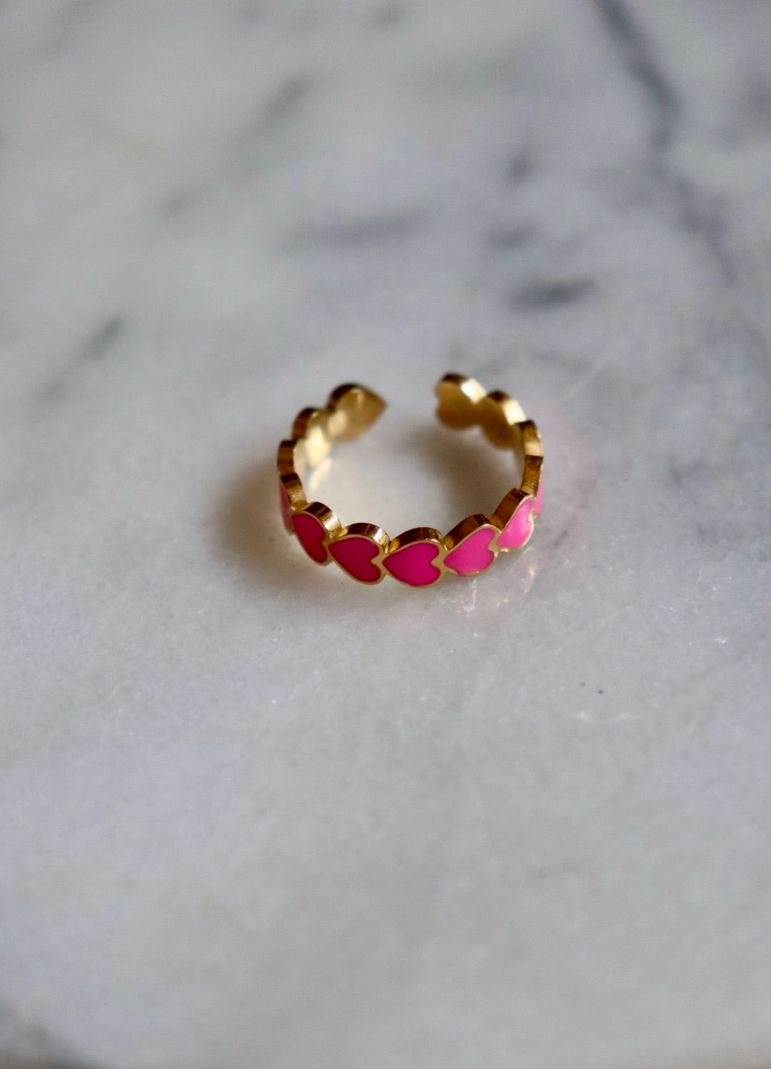 Hearts pink ring