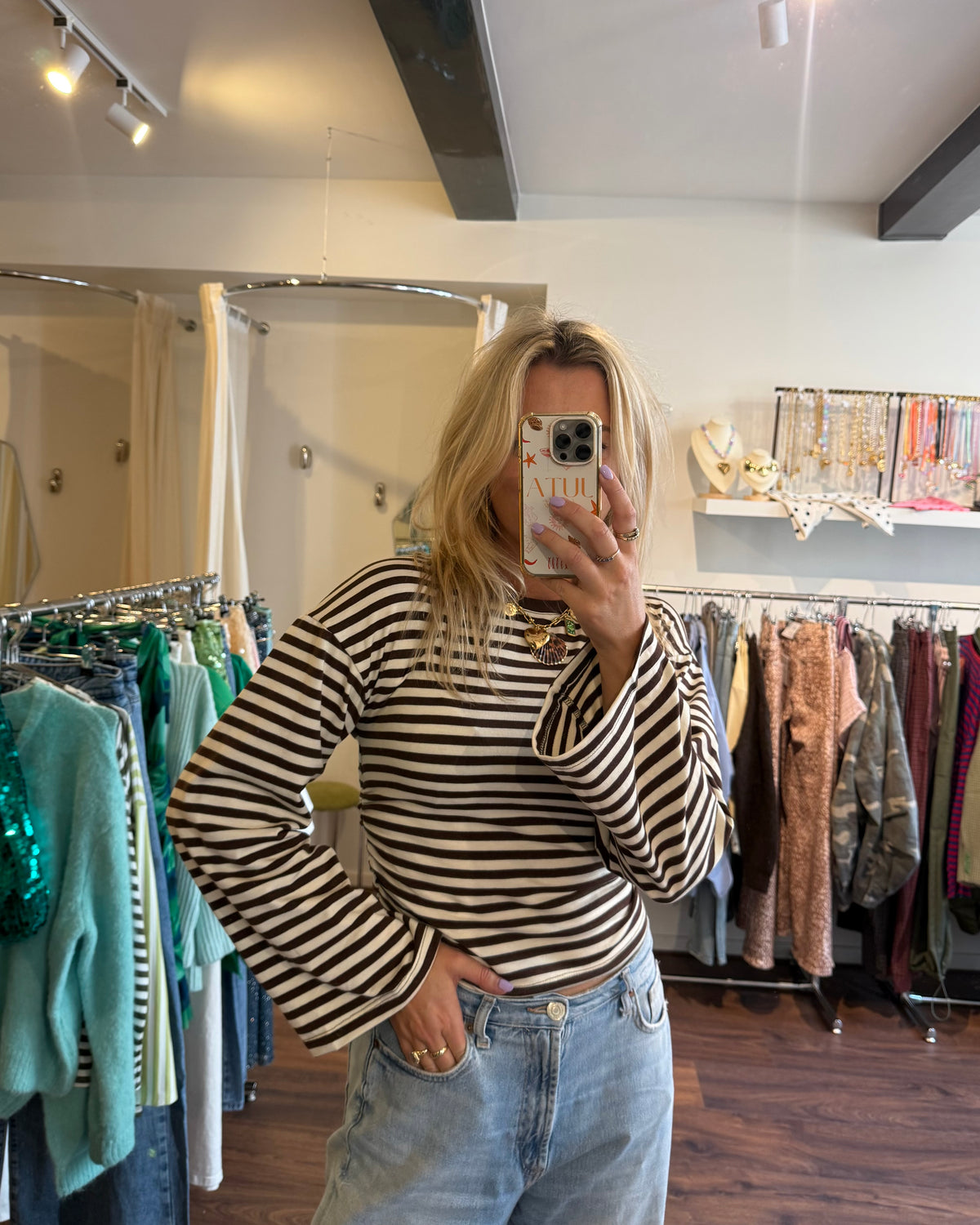 Mona top brown/white striped