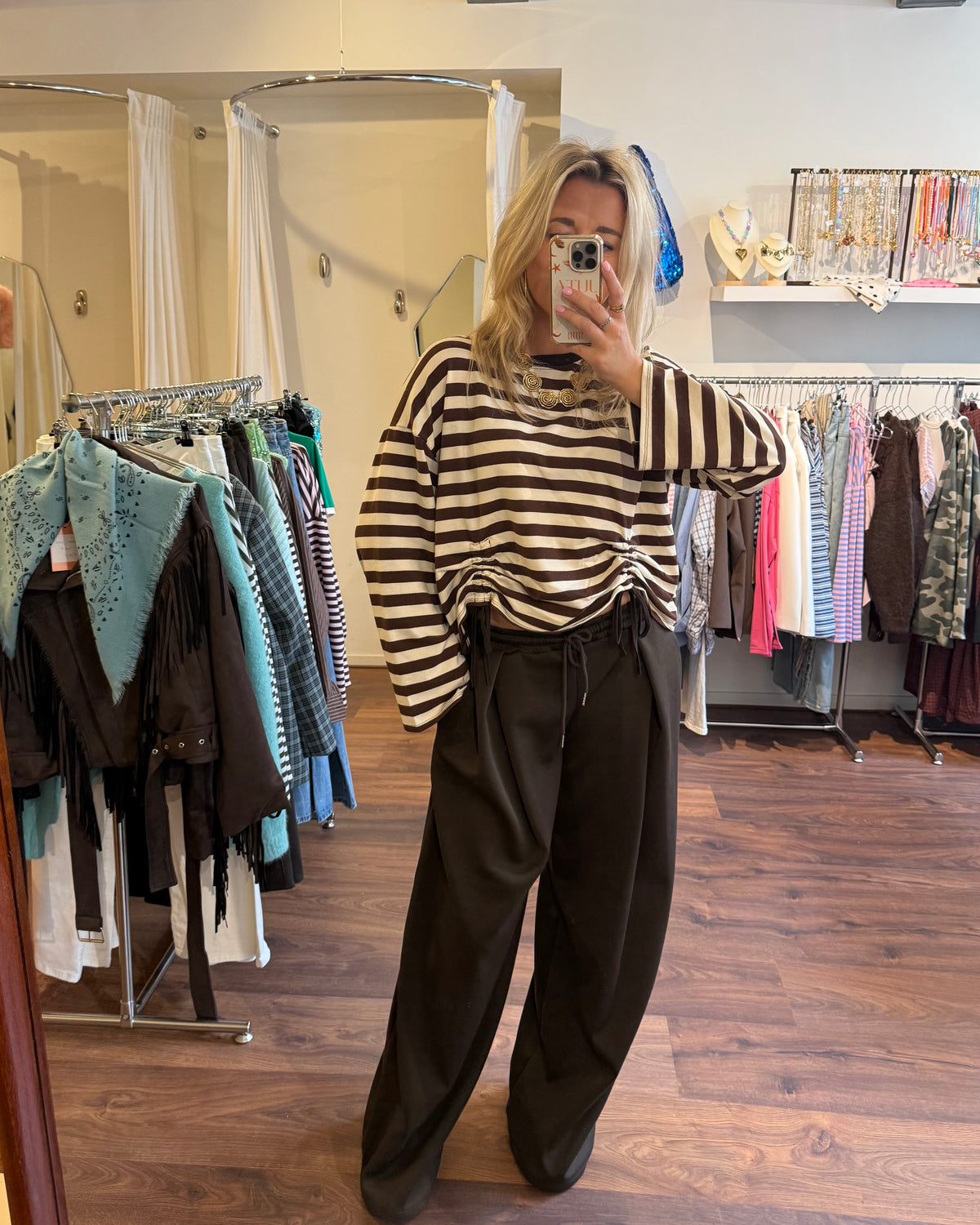 Julia joggers brown