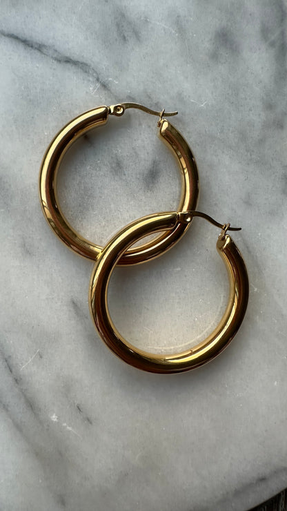 Medium sized hoops (40mm)